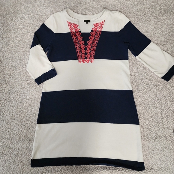 Talbolts Beautiful Preppy Striped V Neck Dress - Picture 9 of 16